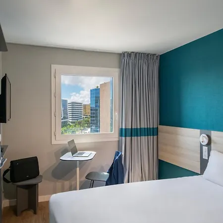 Ibis Budget Aeroport 2* Niza