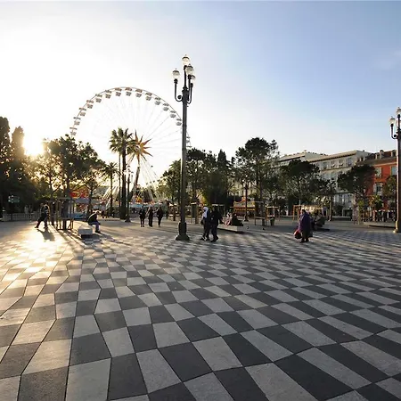 Ibis Budget Aeroport Hotel 2*