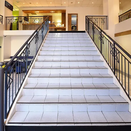 Ibis Budget Aeroport Hotel 2*