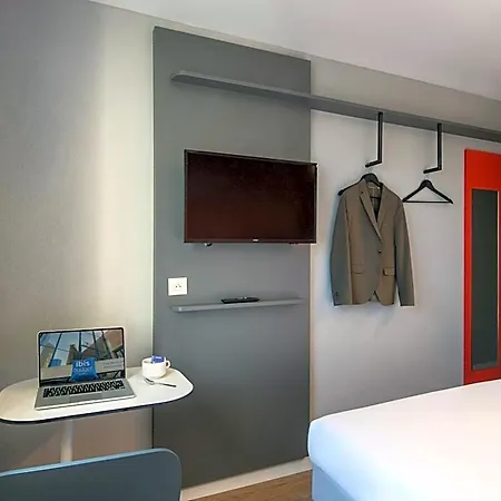Ibis Budget Aeroport 2*