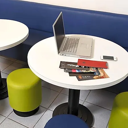 Ibis Budget Aeroport Hotel 2*