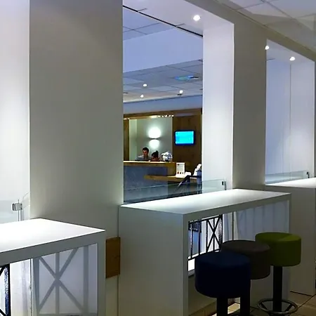 Ibis Budget Aeroport 2* Niza