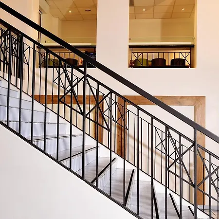 Ibis Budget Aeroport 2*