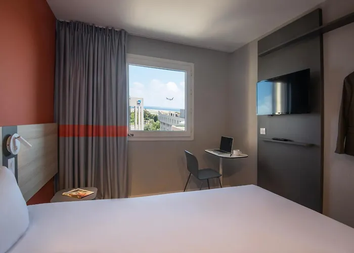 Hotel Ibis Budget Aeroport 2*