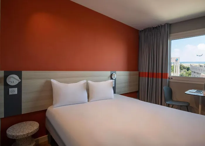 Hotell Ibis Budget Aeroport 2*