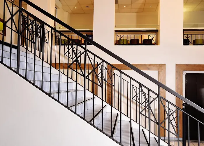 Ibis Budget Aeroport 2*