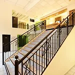 尼斯机场宜必思快捷酒店 尼斯