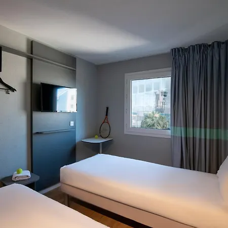 Ξενοδοχείο Ibis Budget Aeroport 2*