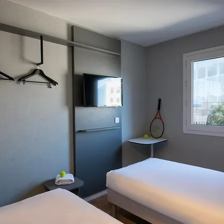 Ibis Budget Aeroport Hotel 2*